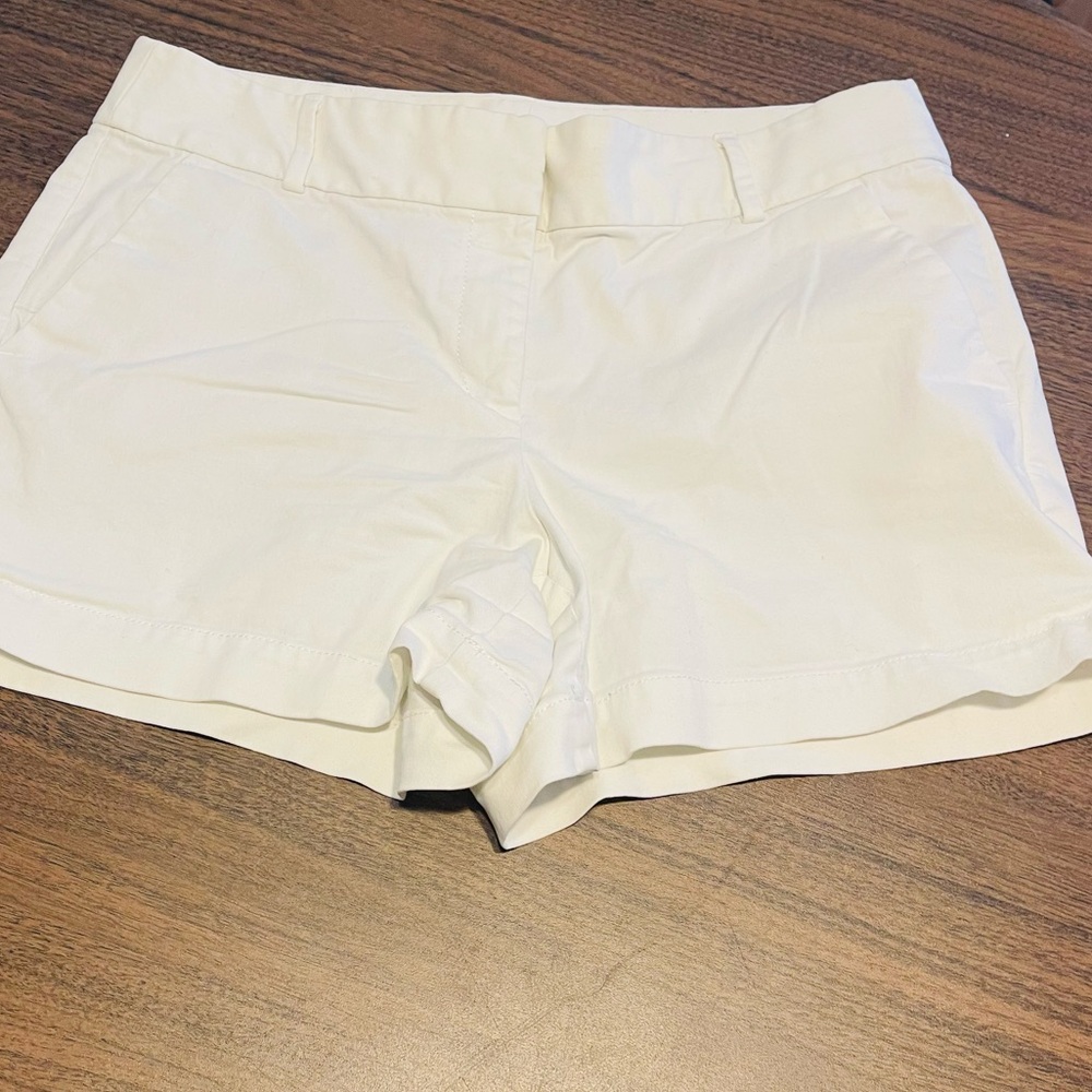 LOFT Cream Women's Bermudas